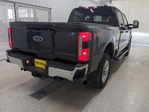 Used 2025 Ford F350 Lariat w/ FX4 Off-Road Package AWD/4WD image 7
