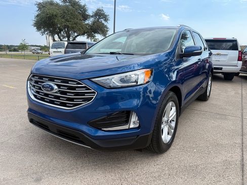 Used 2020 Ford Edge SEL w/ Convenience Package AWD/4WD image 3