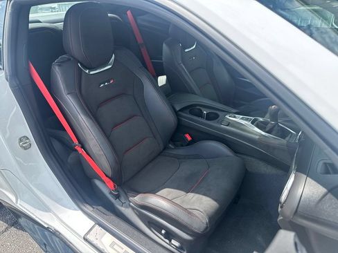 Used 2018 Chevrolet Camaro ZL1 RWD image 36