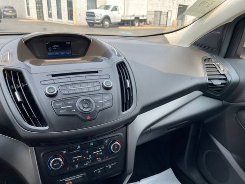 Used 2018 Ford Escape SE AWD/4WD image 17