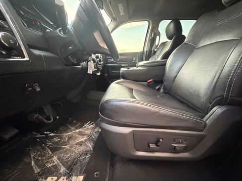 Used 2016 RAM 2500 Laramie w/ Convenience Group AWD/4WD image 13