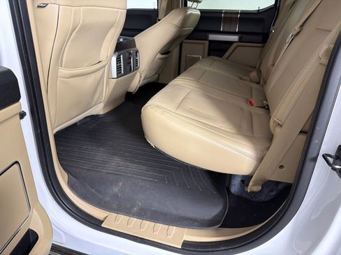 Used 2015 Ford F150 Lariat w/ Equipment Group 502A Luxury image 21