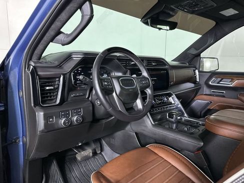 Used 2025 GMC Sierra 1500 Denali Ultimate AWD/4WD image 10