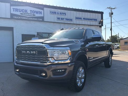 Used 2022 RAM 2500 Limited AWD/4WD image 1
