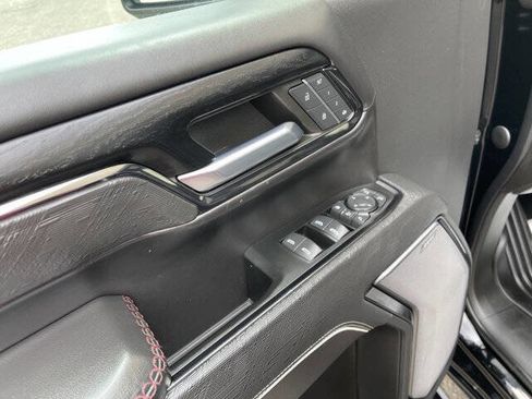 Used 2024 GMC Sierra 2500 AT4X AWD/4WD image 8