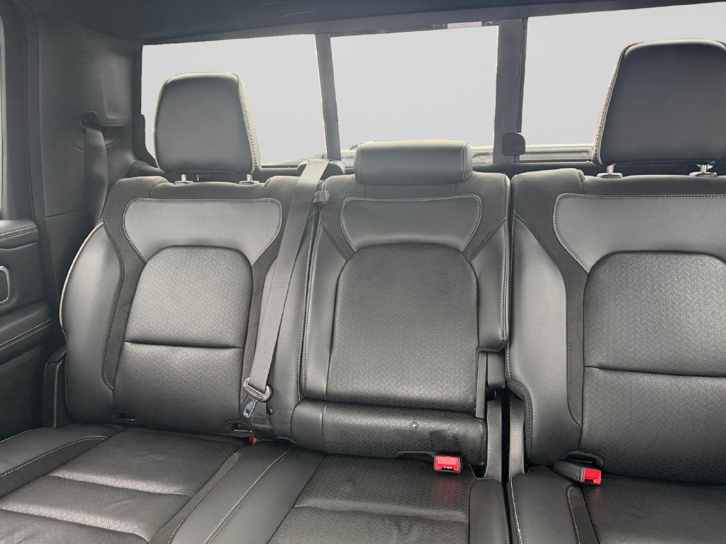 Used 2022 RAM 1500 Laramie w/ Sport Appearance Package AWD/4WD image 16