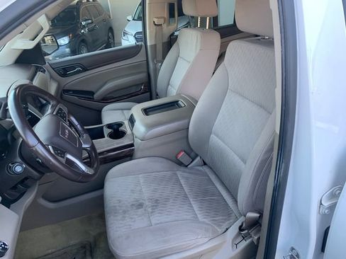 Used 2016 GMC Yukon SLE w/ Convenience Package RWD image 10
