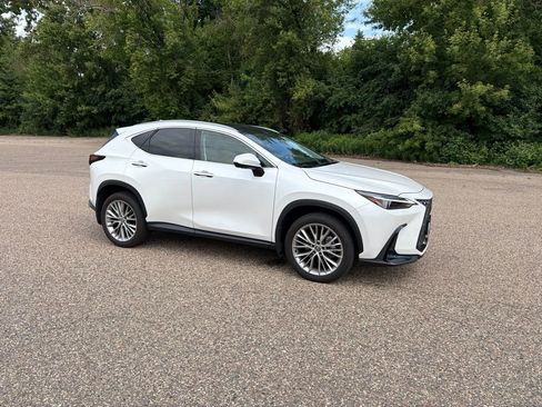 Certified 2024 Lexus NX 350 AWD w/ Vision Package image 21