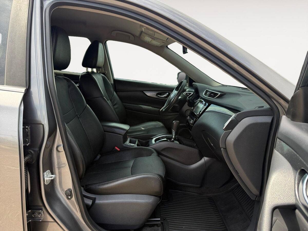 Used 2016 Nissan Rogue SL AWD/4WD image 15