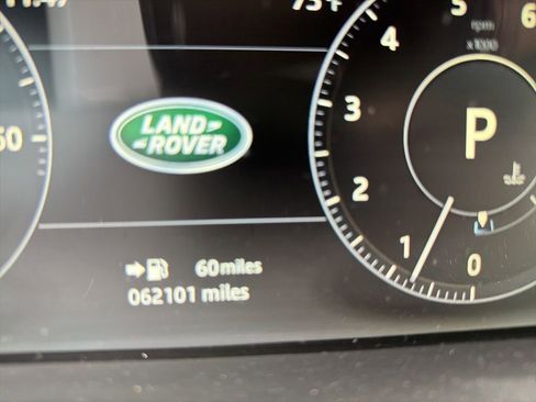 Used 2017 Land Rover Range Rover HSE image 13