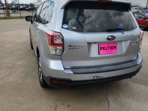 Used 2017 Subaru Forester 2.5i Touring image 5