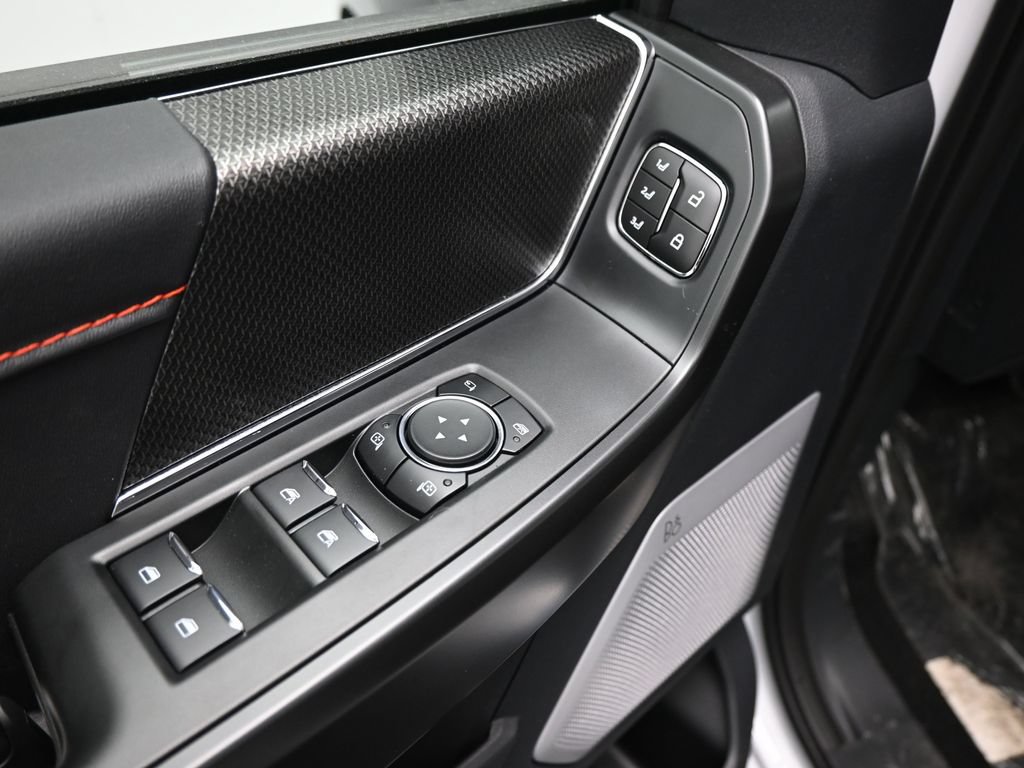 Used 2025 Ford F150 Raptor AWD/4WD image 11