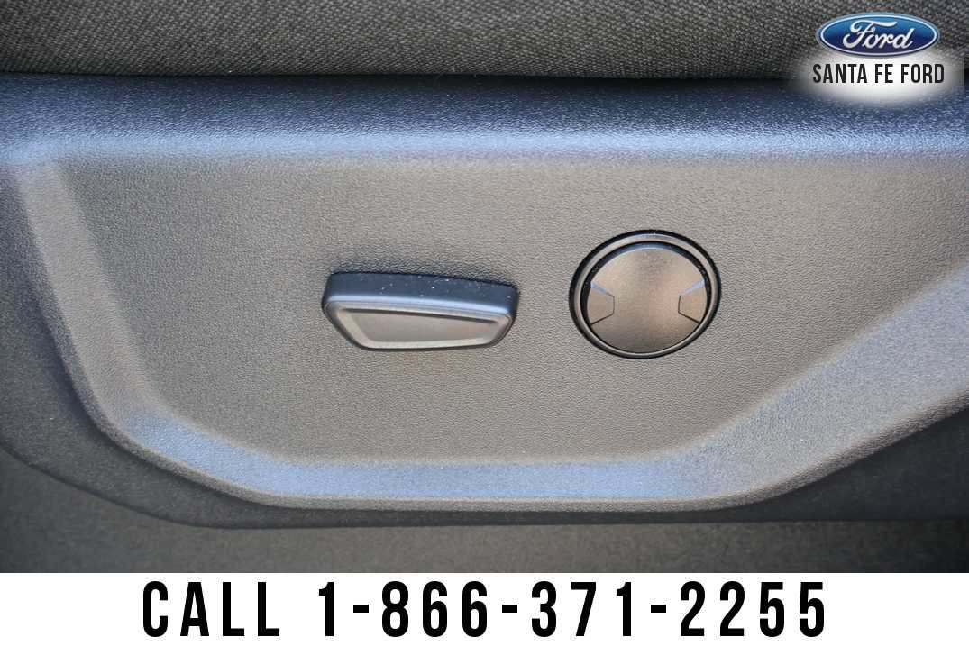 Used 2024 Ford Expedition XLT AWD/4WD image 14