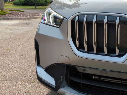 Used 2026 BMW X1 xDrive28i image 11