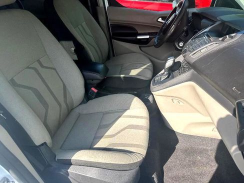 Used 2014 Ford Transit Connect XLT image 4
