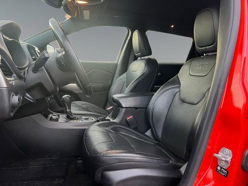 Used 2021 Jeep Cherokee High Altitude image 9