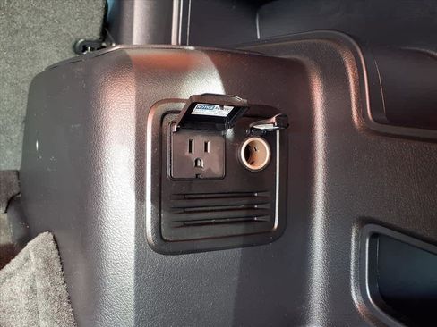 Used 2016 Toyota 4Runner SR5 image 25