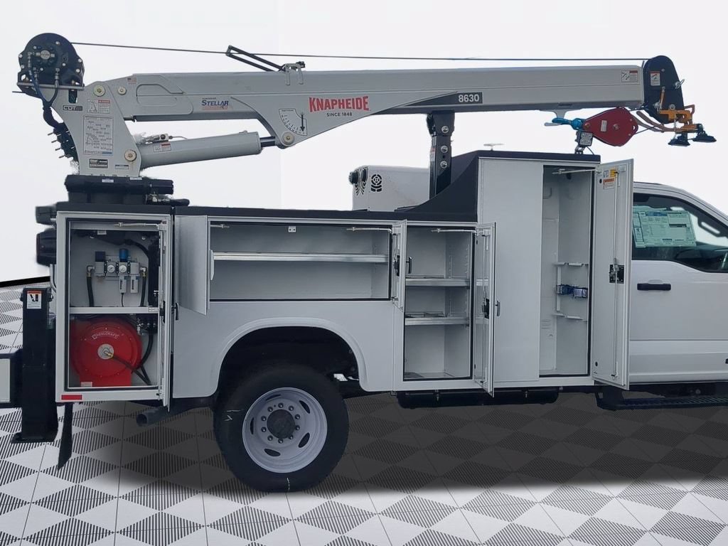 New 2024 Ford F550 4x4 Regular Cab Super Duty image 27