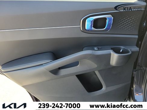 New 2026 Kia Sorento LX FWD image 15