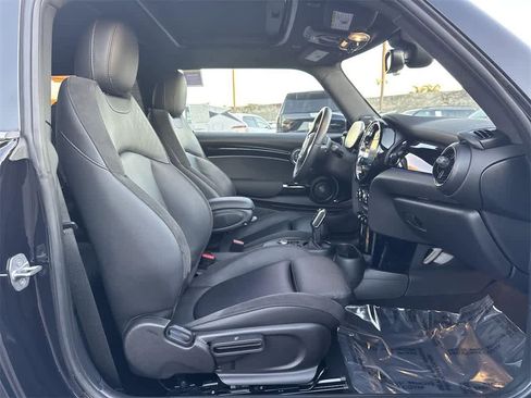 Used 2023 MINI Cooper SE image 34