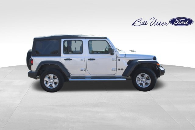 Used 2022 Jeep Wrangler Unlimited Sport AWD/4WD image 3