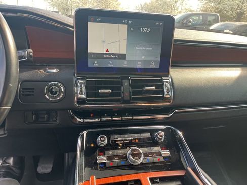 Used 2020 Lincoln Navigator Reserve w/ Luxury Package image 8