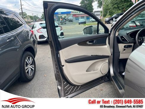 Used 2019 Lincoln Nautilus Select AWD/4WD image 14