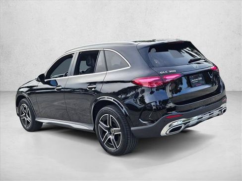 Used 2026 Mercedes-Benz GLC 300 image 8