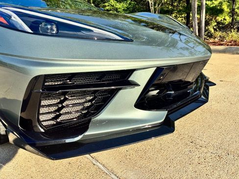 Used 2023 Chevrolet Corvette Stingray Premium Conv w/ Z51 Performance Package RWD image 7