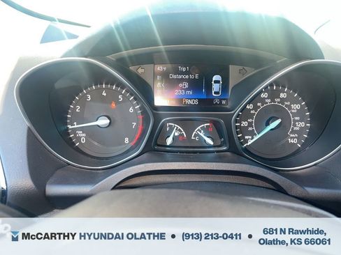 Used 2019 Ford Escape Titanium image 9