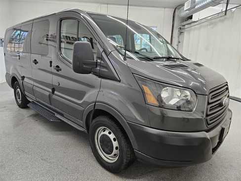 Used 2016 Ford Transit 150 XL RWD image 3