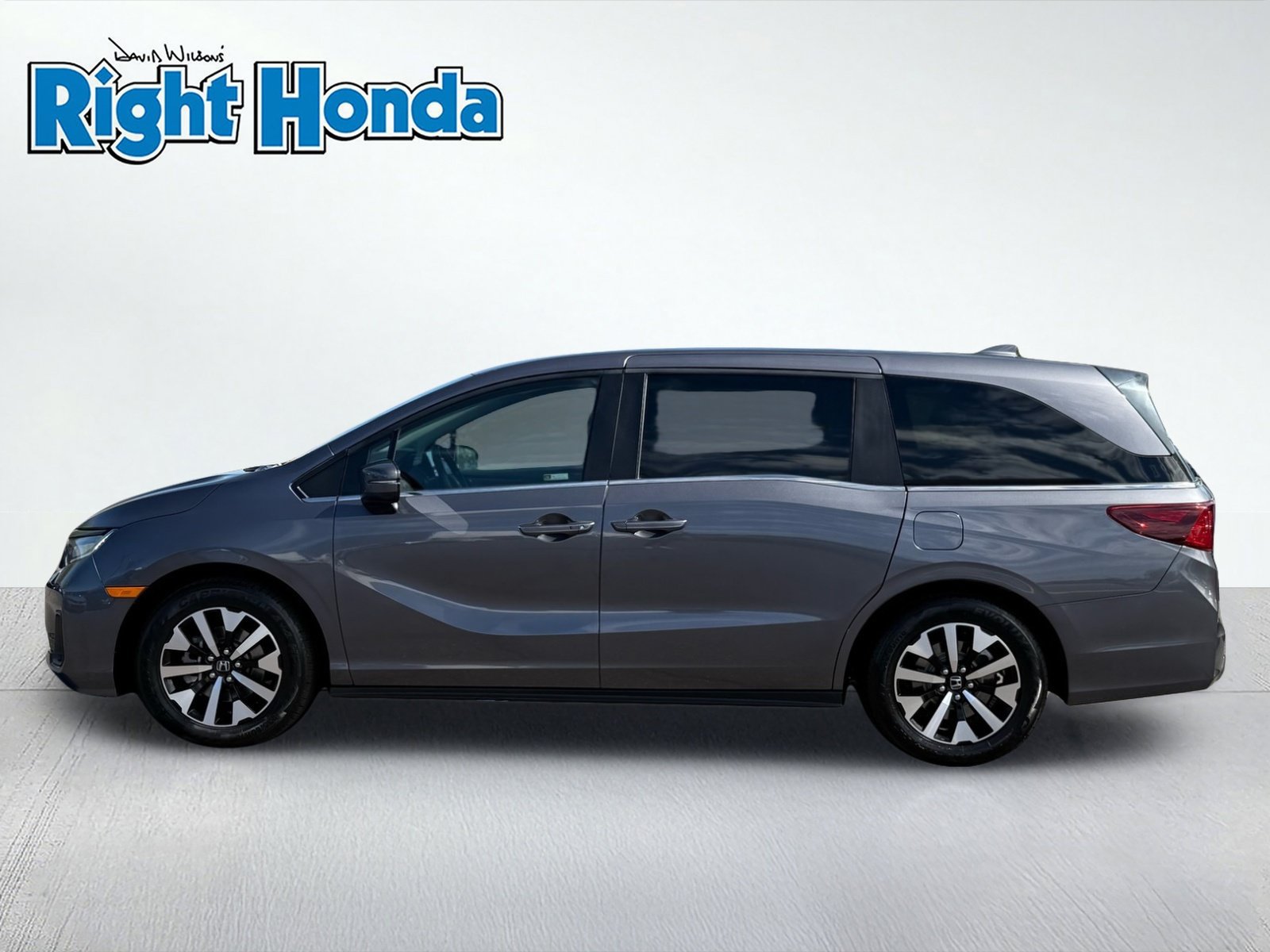 Used 2025 Honda Odyssey EX-L image 3