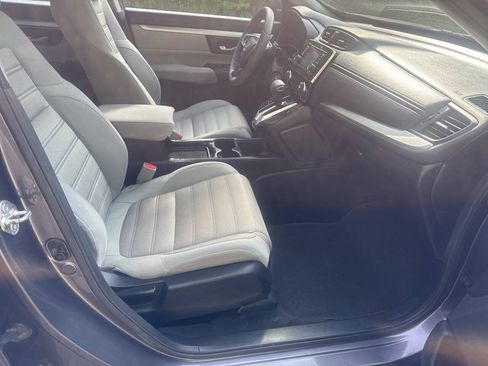Used 2017 Honda CR-V LX image 25