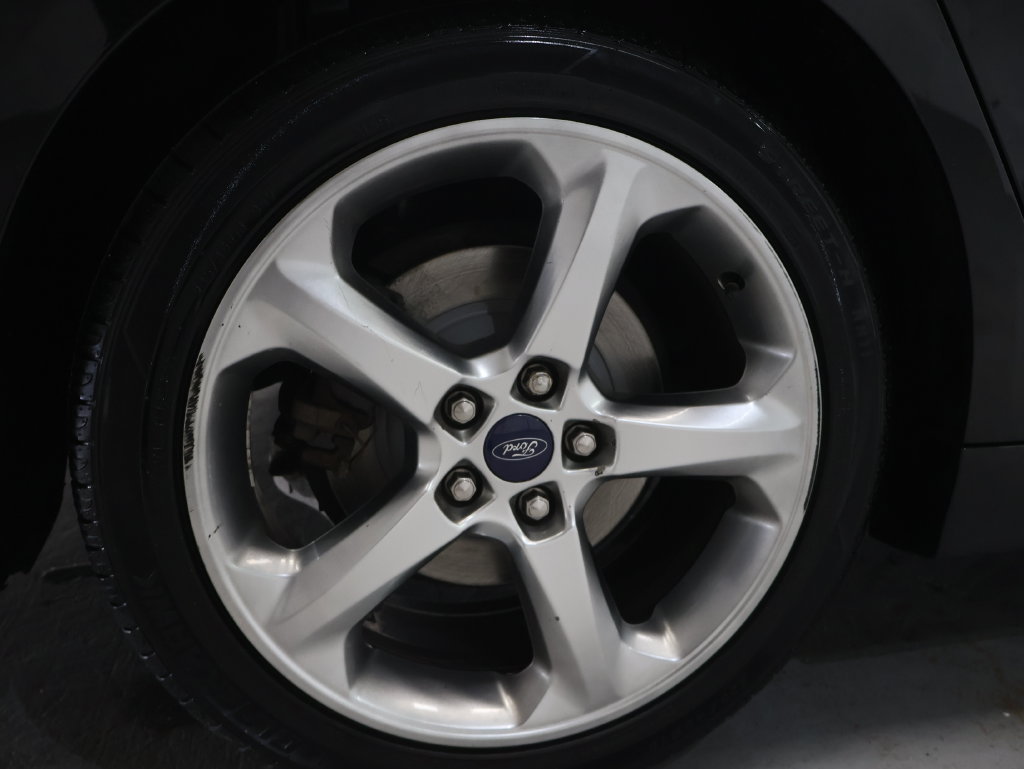 Used 2013 Ford Fusion SE FWD image 32