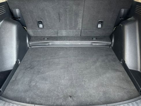 Used 2017 Honda CR-V Touring image 16