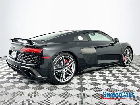 Used 2022 Audi R8 V10 performance image 7