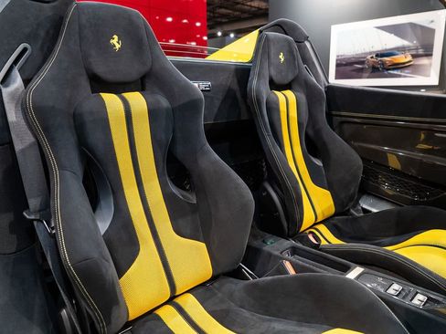 Certified 2015 Ferrari 458 Speciale A RWD image 42