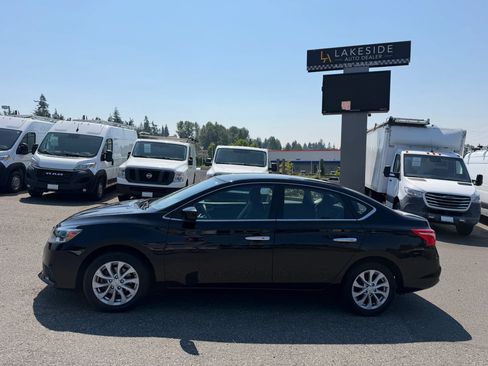 Used 2019 Nissan Sentra SV FWD image 3