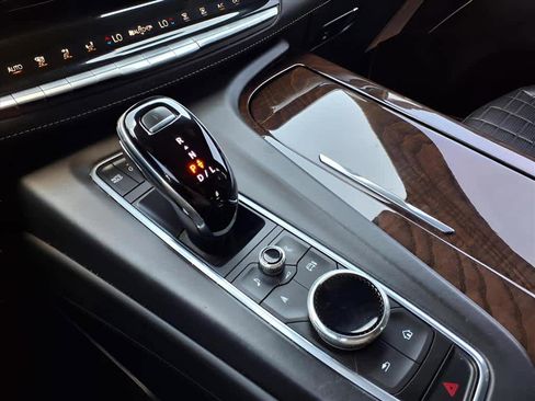 Used 2021 Cadillac Escalade Sport Platinum image 28