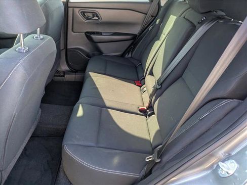 Used 2024 Nissan Rogue S image 16