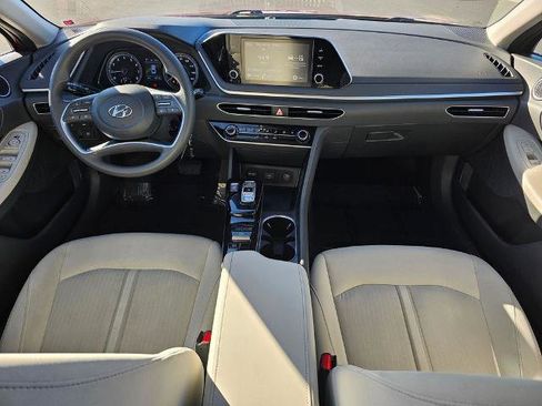 Used 2023 Hyundai Sonata SE FWD image 12