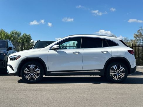 Certified 2025 Mercedes-Benz GLA 250 image 7