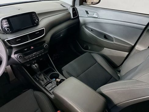 Used 2020 Hyundai Tucson SEL w/ Winter Weather Package image 11