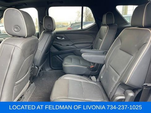 Used 2023 Chevrolet Traverse Premier w/ Redline Edition image 9