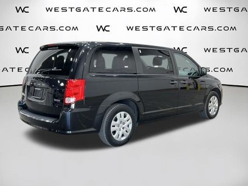 Used 2020 Dodge Grand Caravan SE FWD image 7