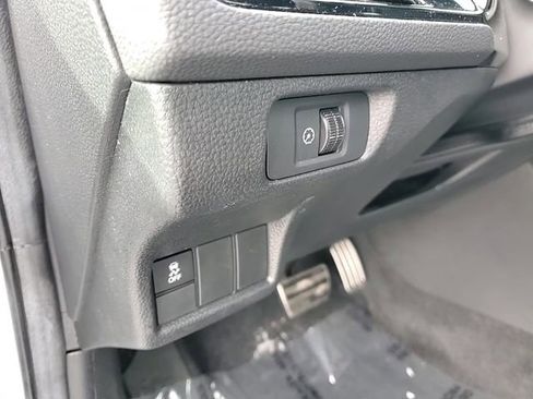 Used 2025 Honda Civic Sport image 11