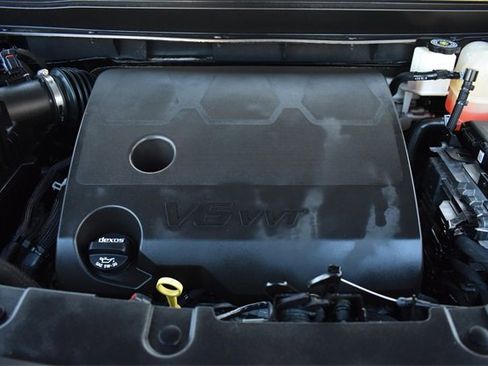 Certified 2023 Chevrolet Traverse Premier w/ Redline Edition image 40