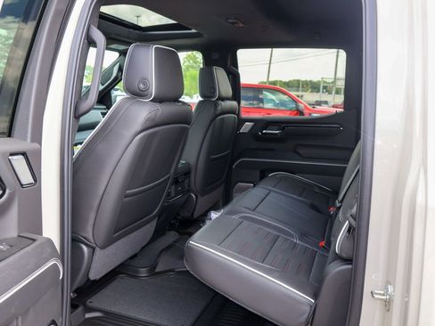 New 2026 GMC Sierra 1500 AT4X AWD/4WD image 10