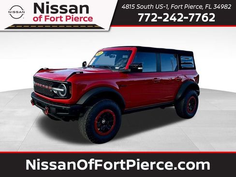 Used 2021 Ford Bronco Wildtrak image 1