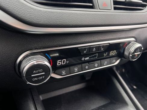 Used 2019 Nissan Altima 2.5 SV AWD/4WD image 23